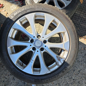 벤츠 익스 w213 순정 18인치 휠 타이어