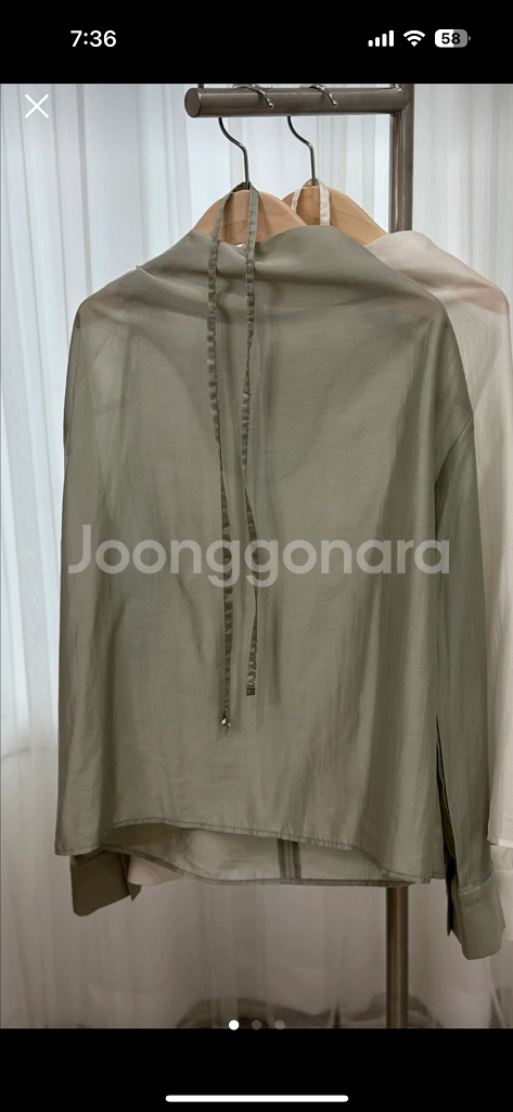 드레이프 카키 블라우스 하객룩--1