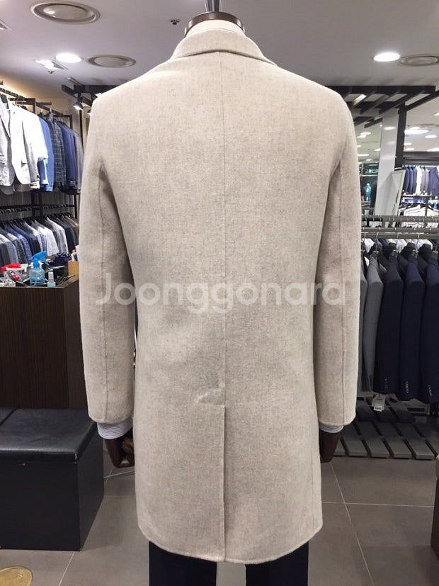 53만원짜리 핸드메이드 코트, 라운드 니트 1개 무료--3