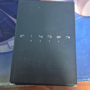 지스타 2025 nc 신더시티 보조배터리 팝니다.