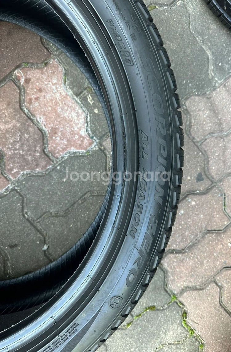 피렐리 올시즌 타이어 285/40 R23--1