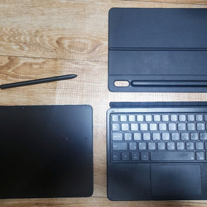 갤럭시탭 S7 wifi 128g(해외직구) with 정품 키보드 케이스