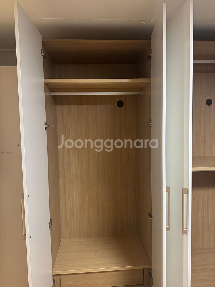 한샘 키큰장 / 옷장(상태a급)--1