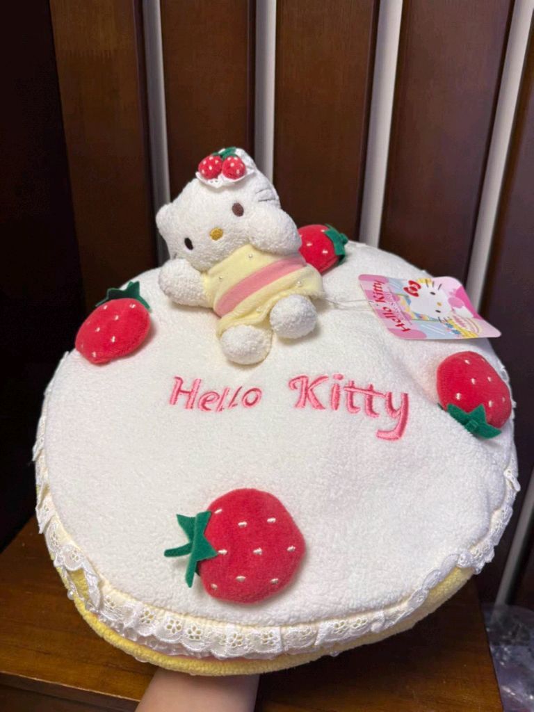 고전 키티 케이크 인형 쿠션 대형