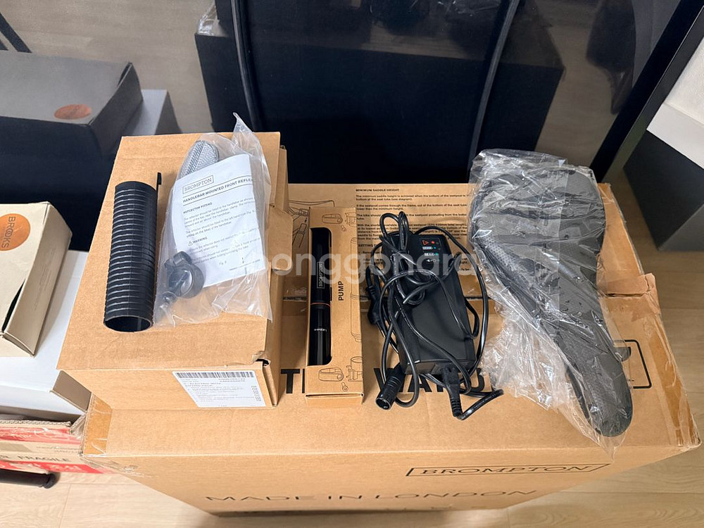 브롬톤 24년 일렉트릭 4단 마차그린 판매--8