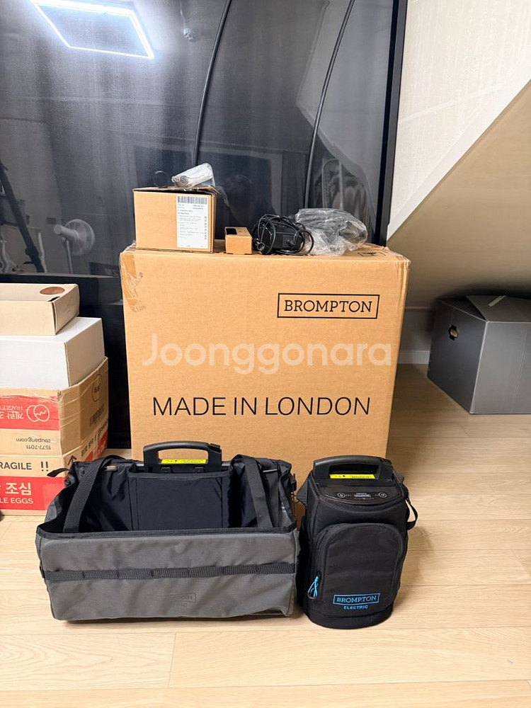 브롬톤 24년 일렉트릭 4단 마차그린 판매--7