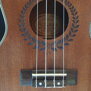 상태 최상급 우쿠렐레 팝니다. 이미지