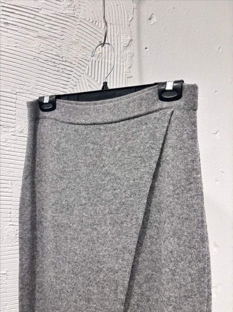 에리카 카발리니 그레이 랩 니트 스커트--1