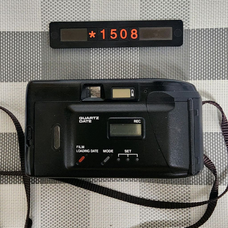 캐논 오토보이 3 데이터백 필름카메라 이미지