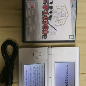 닌텐도ds dslite ndsl 디에스 랑 팩 2개팔아요.스도쿠10000문이랑 맨투맨기초영어(밀봉새것) 포함입니다