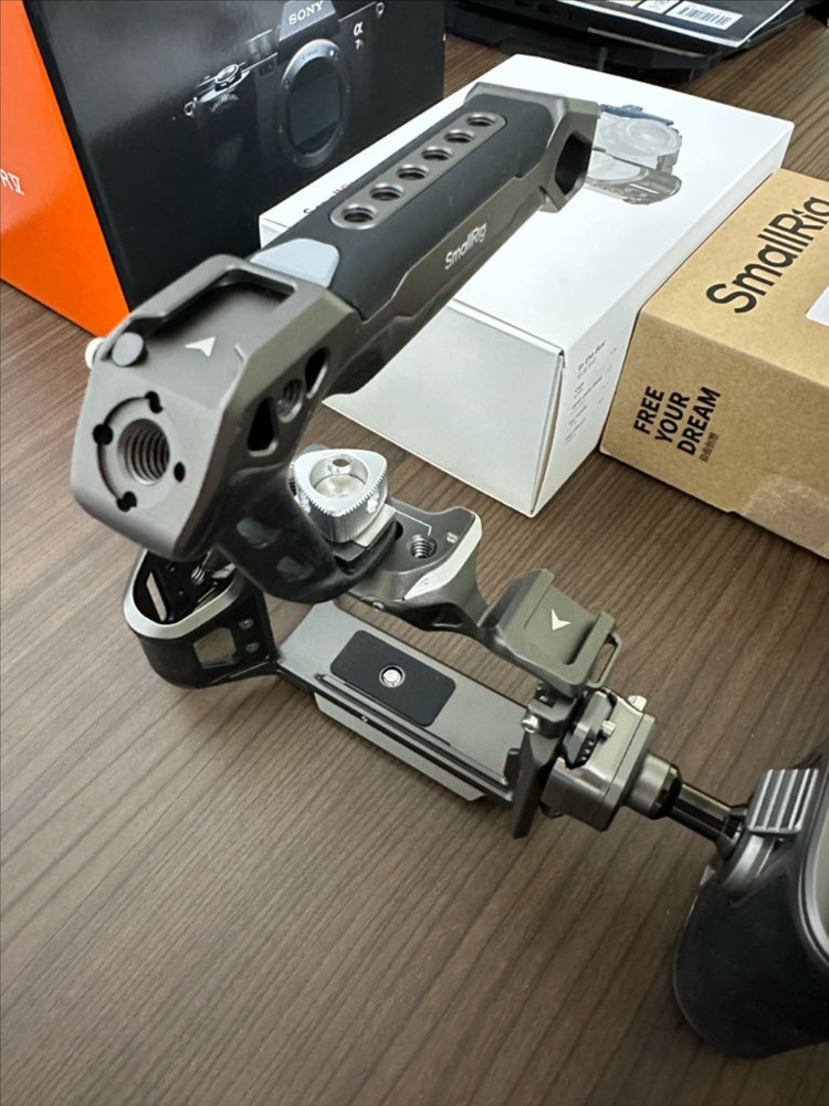 소니 A7R5/A7M4/A7S3 스몰리그 케이지 +손잡이--5
