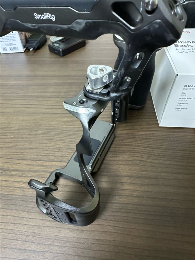 소니 A7R5/A7M4/A7S3 스몰리그 케이지 +손잡이--6