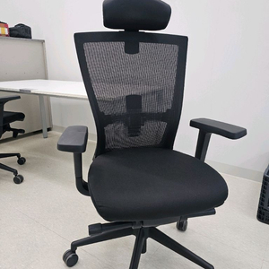 인체공학 게이밍 의자 한국코아스 메쉬의자