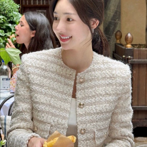 라플라 르사쥬 캐롤린 트위드 자켓(샤넬 자회사 트위드 원단)