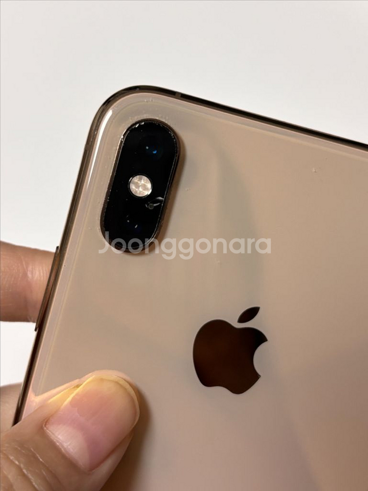 아이폰 XS 골드 256gb 배터리 75%(페이스 아이디안됨)--1