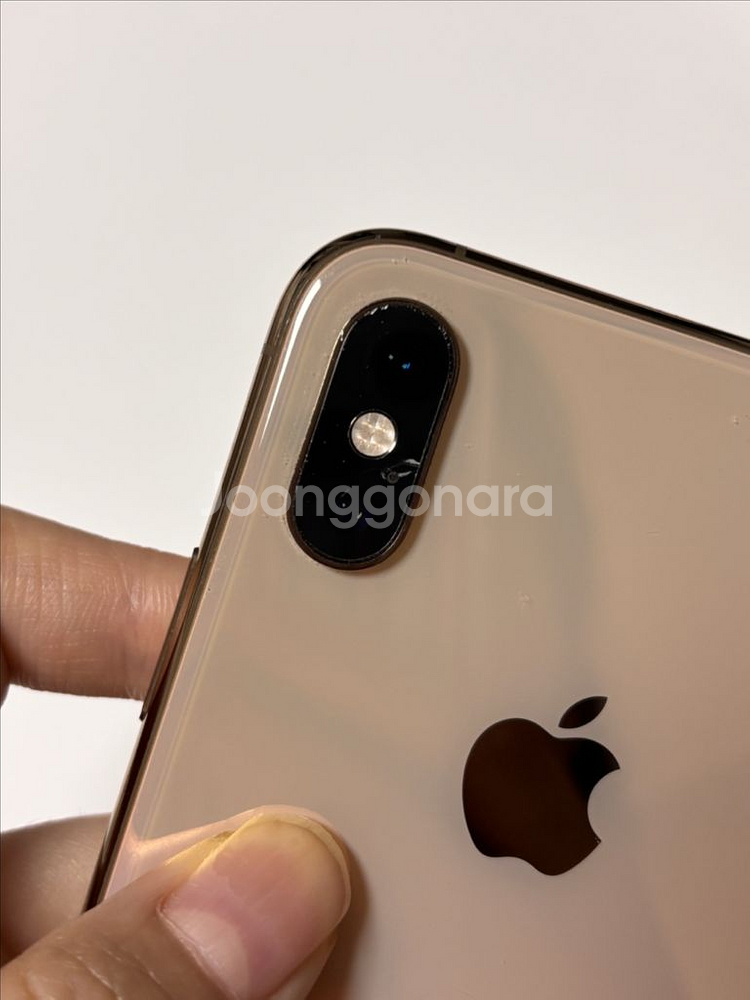 아이폰 XS 골드 256gb 배터리 75%(페이스 아이디안됨)--2