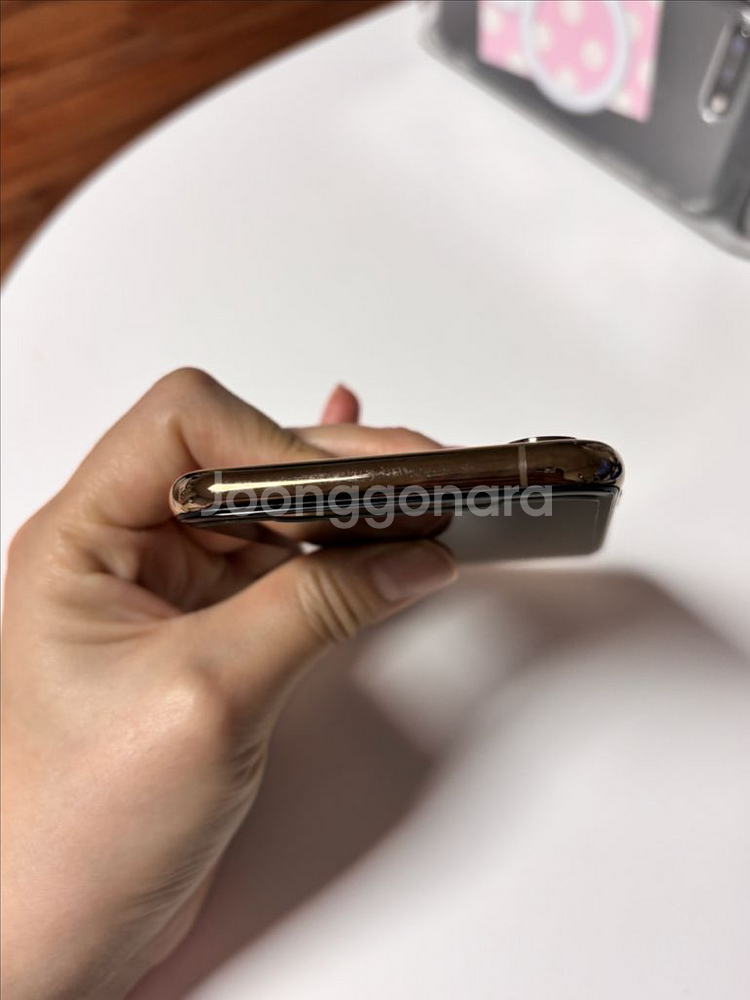 아이폰 XS 골드 256gb 배터리 75%(페이스 아이디안됨)--7