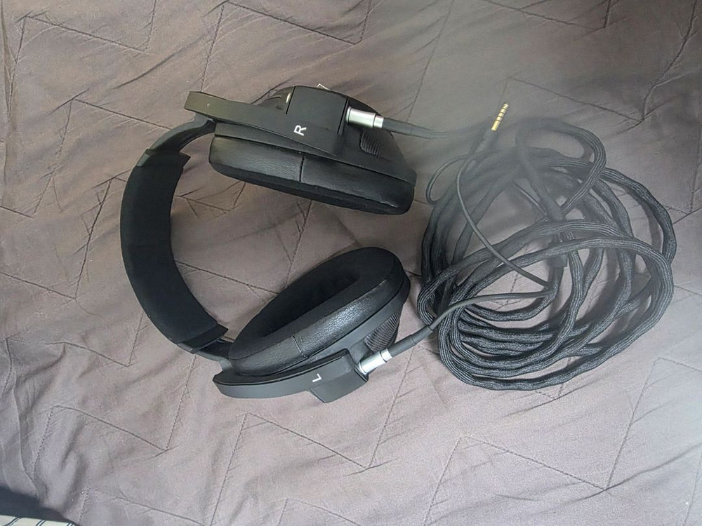 젠하이져 HD820 헤드폰--1