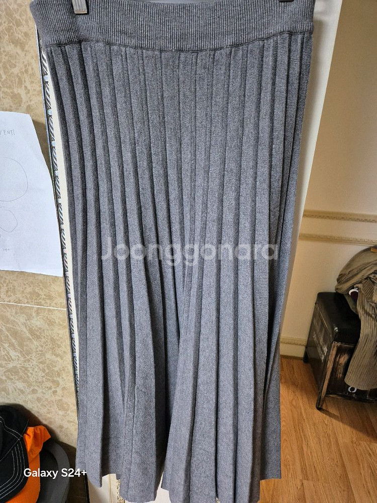 골지 니트 롱 주름스커트 55-66사이즈--0