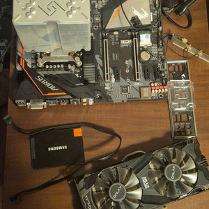 i7 8700 + h370 어로스 게이밍 3.0 wifi +@@