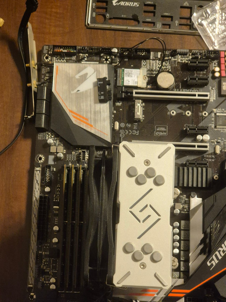 i7 8700 + h370 어로스 게이밍 3.0 wifi +@@--1