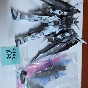 MC 메탈기어 데스티니 건담 디액티브(스탠드 없음)