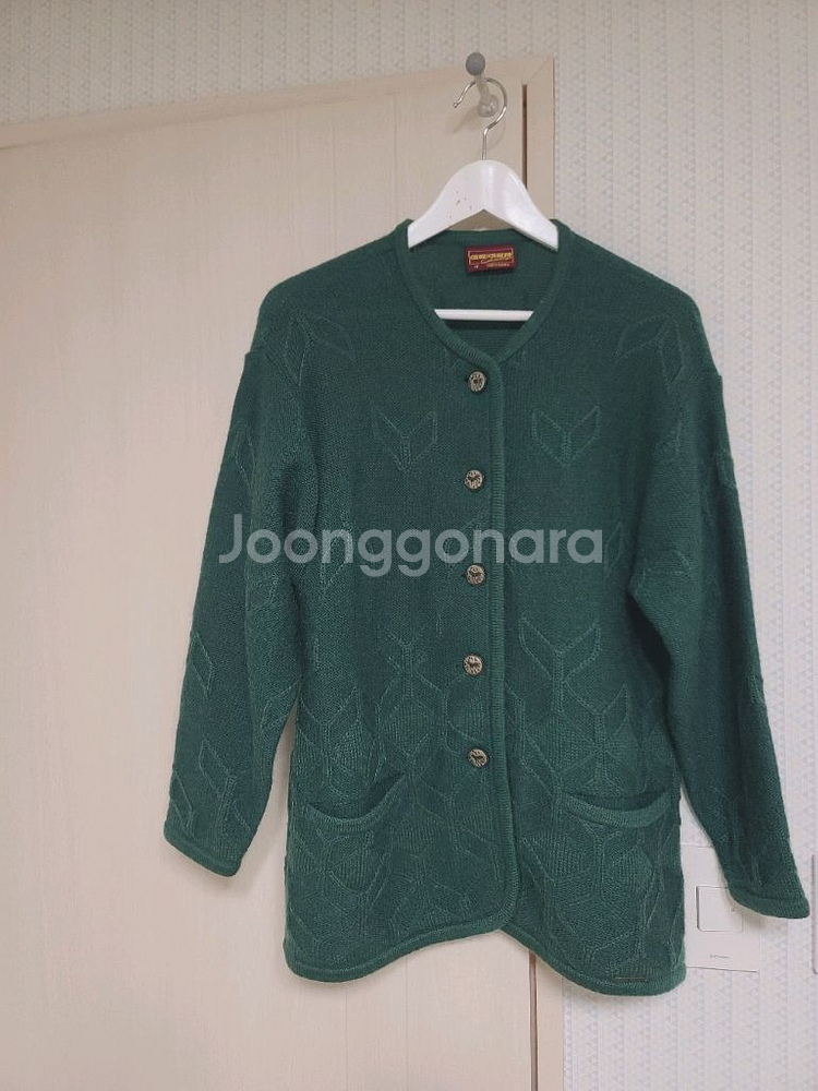 GEIGER 가이거 오스트리아 여성 니트 가디건 그린 / 폴로 바버 타미힐피거 따이리 오일릴리 써스데이아일랜드--0