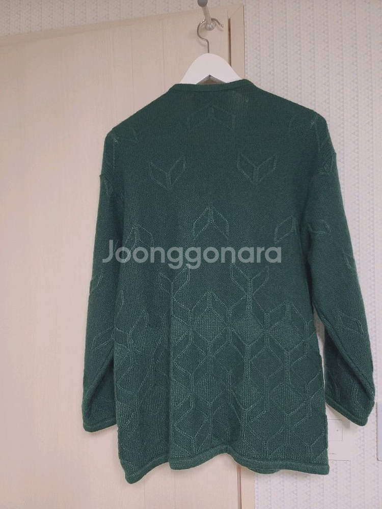 GEIGER 가이거 오스트리아 여성 니트 가디건 그린 / 폴로 바버 타미힐피거 따이리 오일릴리 써스데이아일랜드--7