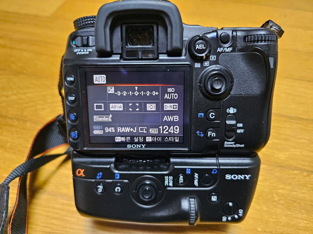 소니 A700 중급기 카메라 세트--4