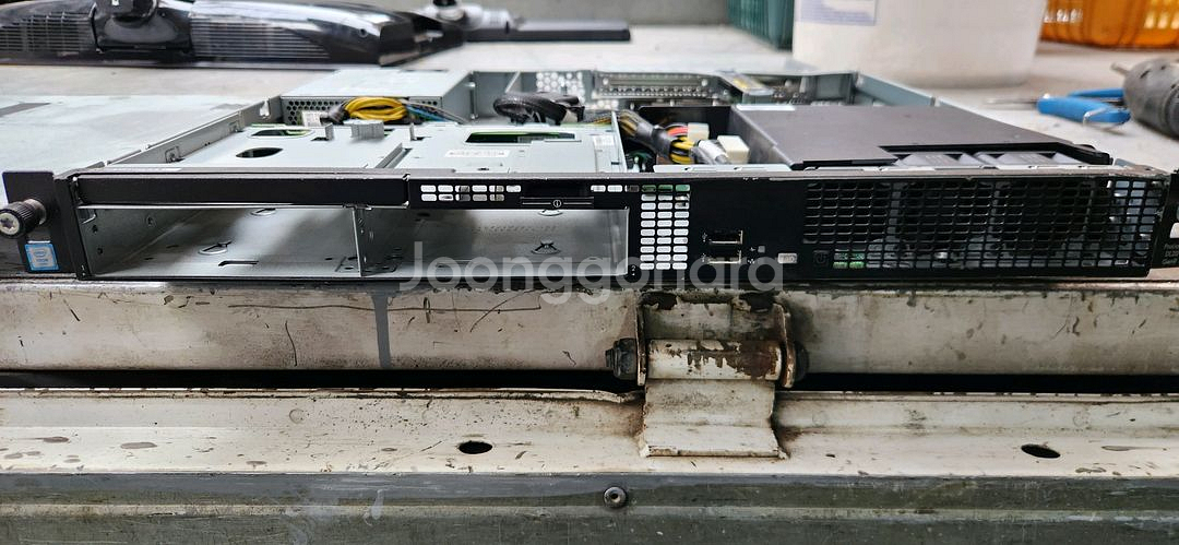 HP DL20 G9 2베이 서버--1