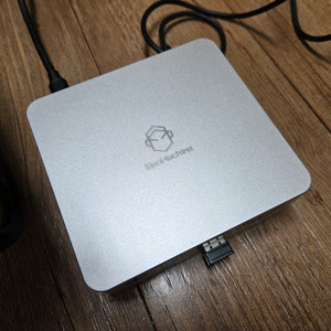 미니PC 젠머신 라이젠7 4700u 팝니다.