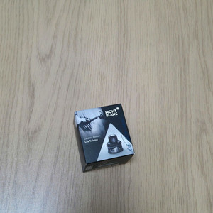 몽블랑 톨스토이 잉크 이미지