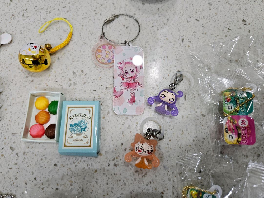 가챠 미니어쳐 키링 (레미레미도레미.치이카와.음식.식완.모루카.첫사랑)--3