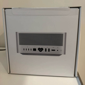 신품급 맥 스튜디오 M2 MAX CPU 12코어, GPU 38코어 메모리 96GB, SSD 1TB