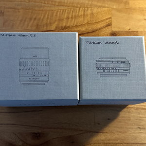 티티아티산 25mm f2.0 / 40MM f2.8 macro