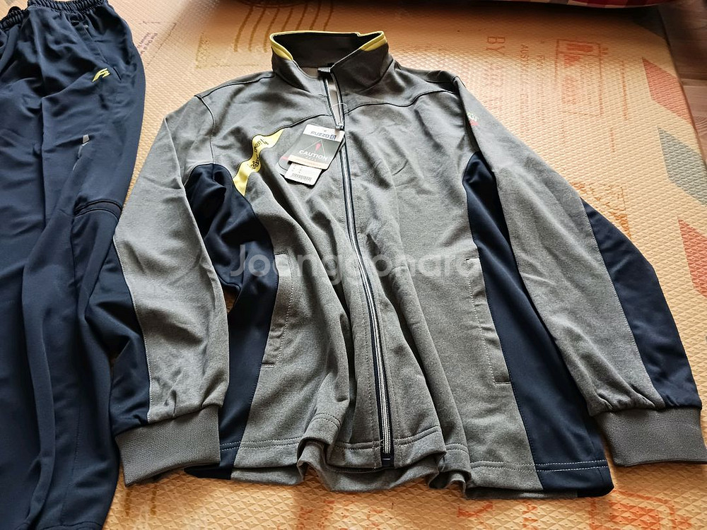 (새상품)푸조 남녀공용 운동복 세트--1