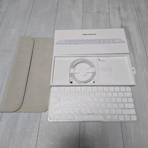 애플 매직키보드 (A2450)