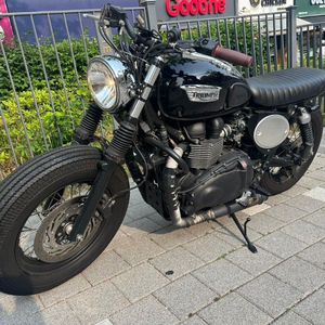 트라이엄프 본네빌 t100 이미지