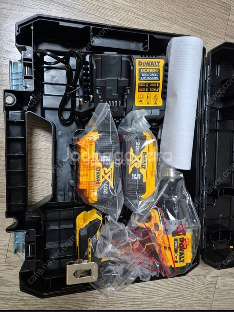 디월트 DCD805N 무선 임팩 드릴 세트--0