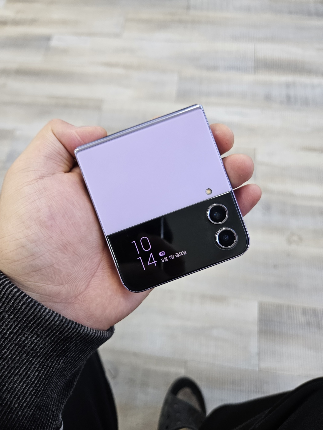 실사진 삼성 갤럭시Z플립4 판매 중고폰