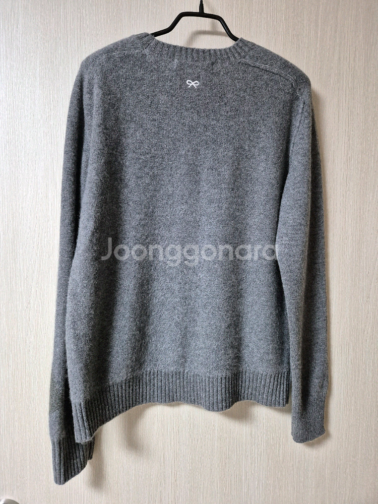 유니클로 안야힌드마치 캐시미어 크루넥 스웨터 캐시니트 라지--4