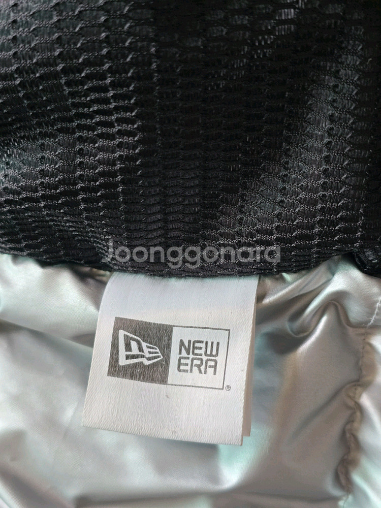 (가격인하) 뉴에라 패딩 ISA 우주정거장 기념 한정판 XL--8