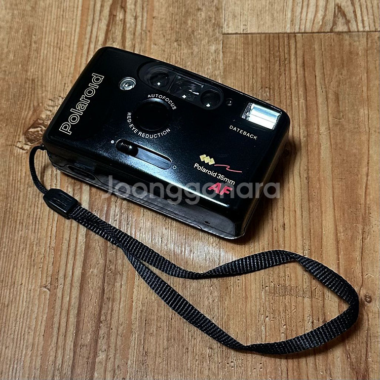 폴라로이드 필름 카메라--0