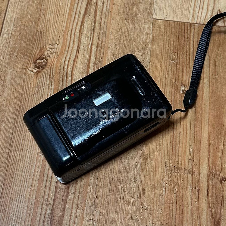 폴라로이드 필름 카메라--2