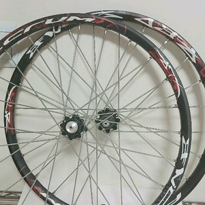 펄크럼-레드존 XLR 26인치 새상품