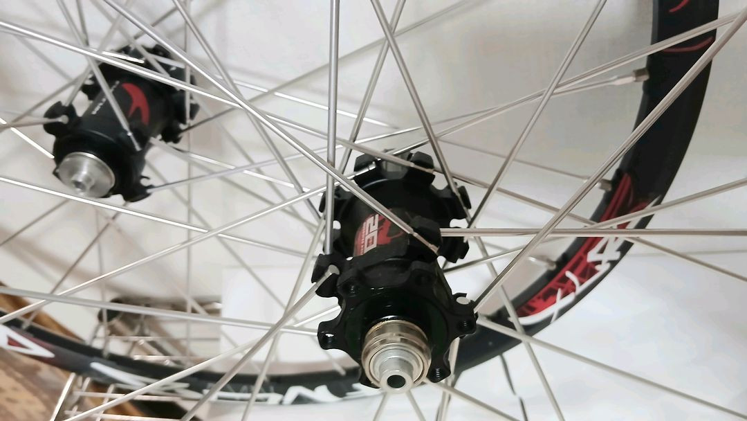 펄크럼-레드존 XLR 26인치 새상품--5