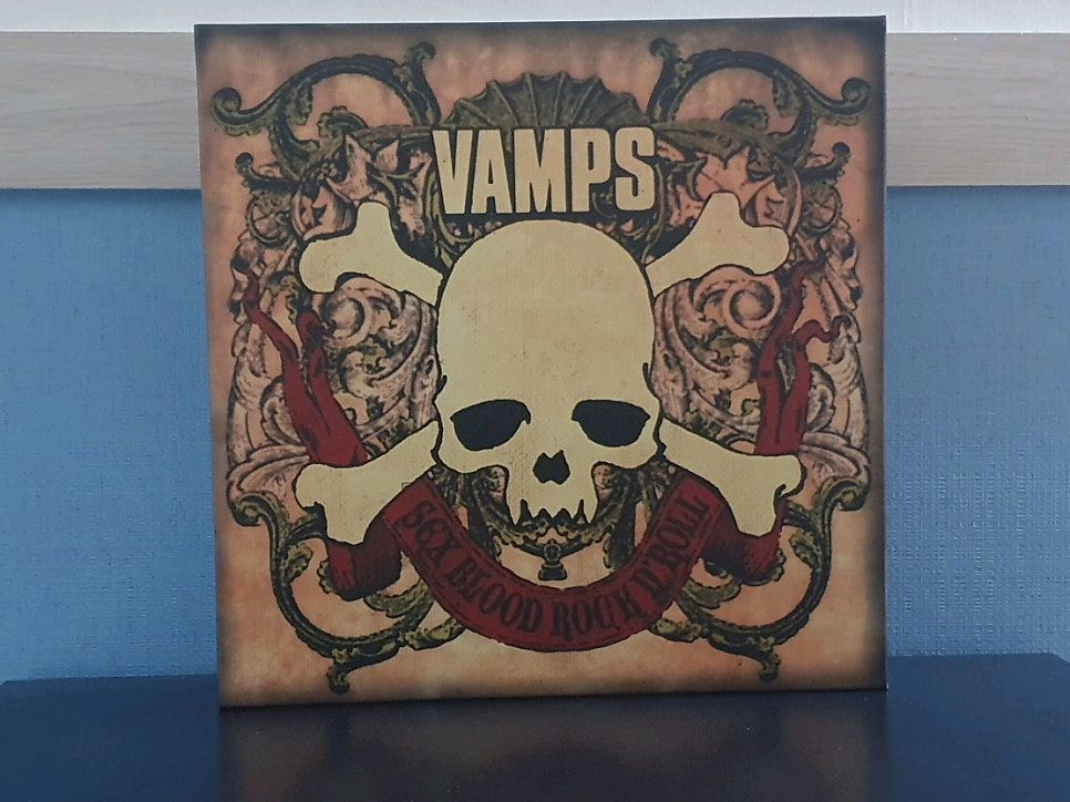 VAMPS 뱀프스 베스트 앨범 BLOOD ROCK NROLL (CD+GOODS) 티셔츠 머플러 토트백 굿즈 한정반 이미지