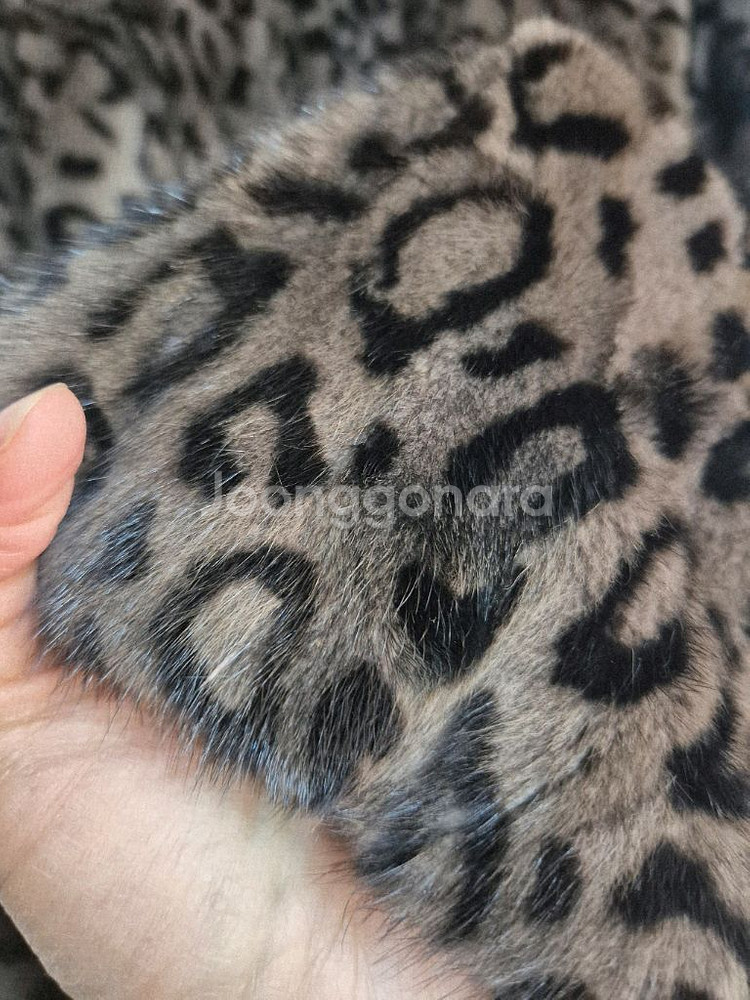 토요일 특가진행!! 진도 레오파드 롱 밍크 코트 91-98-160--8