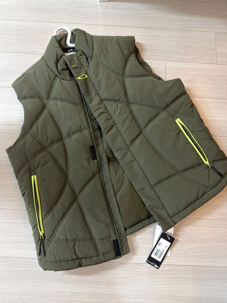 오클리 Oakley hyland O puff 남성 패딩베스트 XXL 이미지