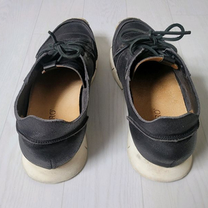 부테로 카레라 블랙 42사이즈 BUTERO